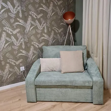 Sunny Luxurious Two Bedroom At Jewish District Апартаменты