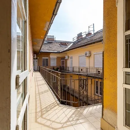 Sunny Luxurious Two Bedroom At Jewish District Διαμέρισμα Βουδαπέστη